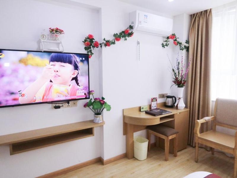 格林豪泰浙江省嘉兴市中山西路老爷车大厦快捷酒店 外观 照片